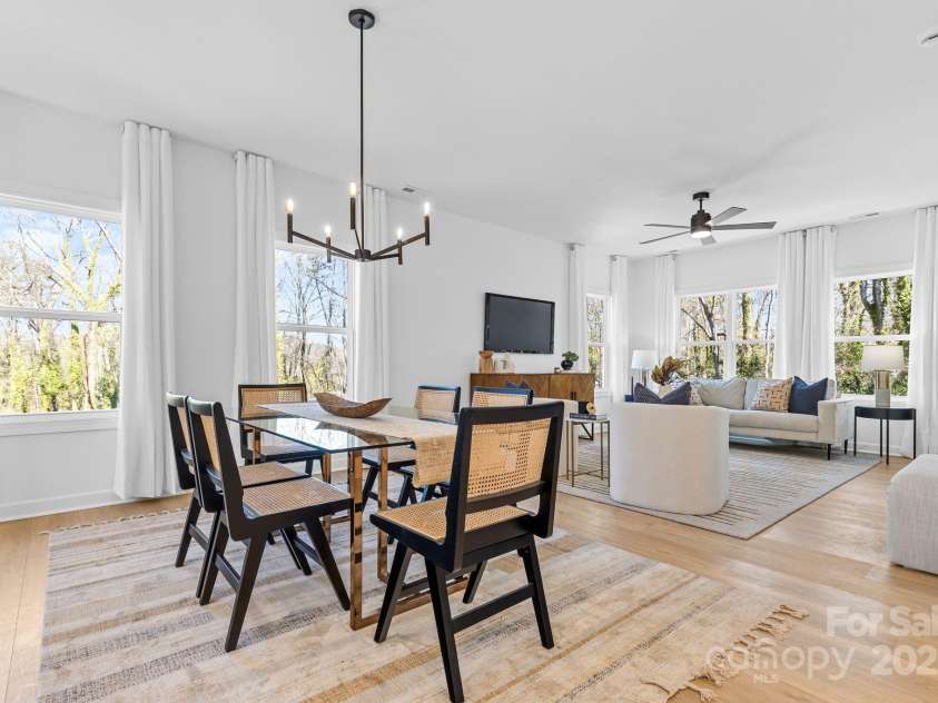 3705 Lou Ann Avenue, Charlotte, NC 28208.  MLS# CAR4210330, YatesRealty ID 12024. 