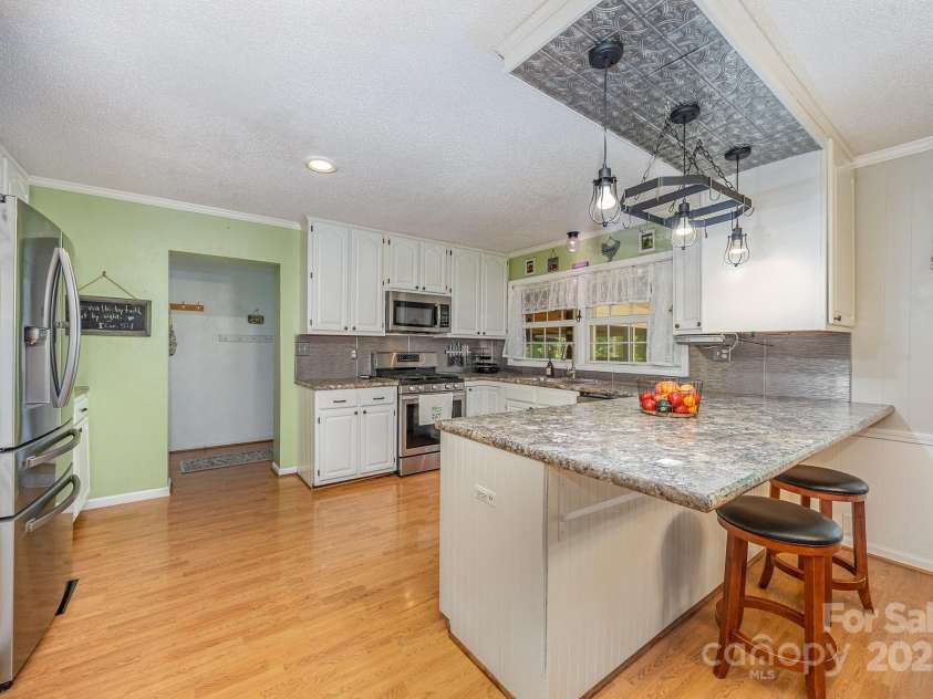 360 Country Lane, Mocksville, NC 27028.  MLS# CAR4253698, YatesRealty ID 12025. 