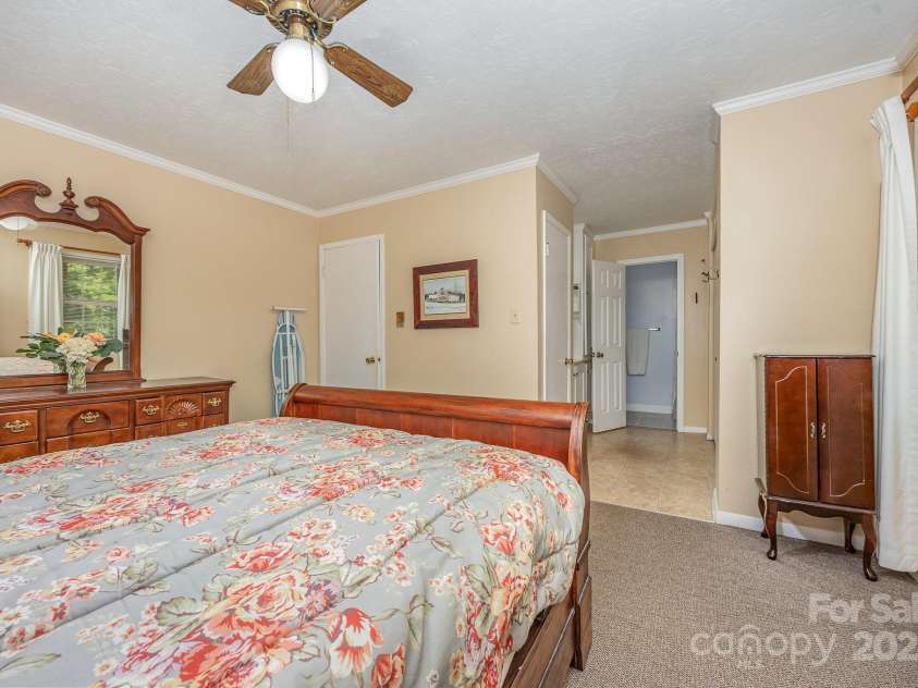 360 Country Lane, Mocksville, NC 27028.  MLS# CAR4253698, YatesRealty ID 12025. 