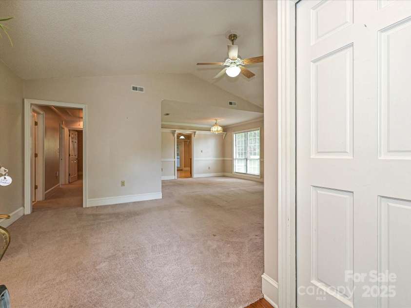 2919 Peachwood Court, Fort Mill, SC 29715.  MLS# CAR4254130, YatesRealty ID 12026. Entry
