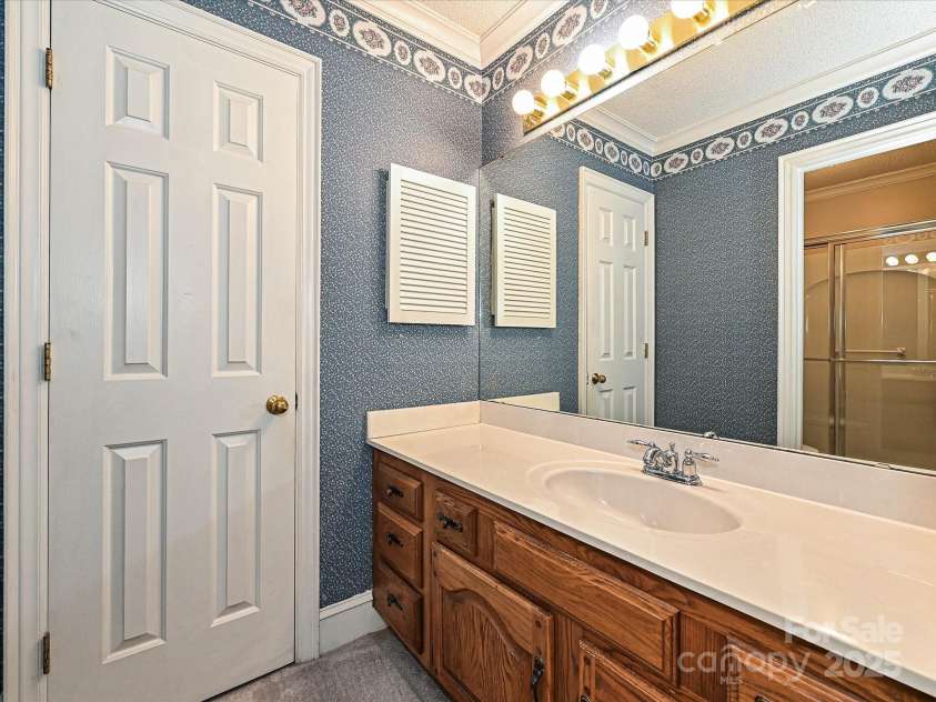 2919 Peachwood Court, Fort Mill, SC 29715.  MLS# CAR4254130, YatesRealty ID 12026. Primary Bathroom