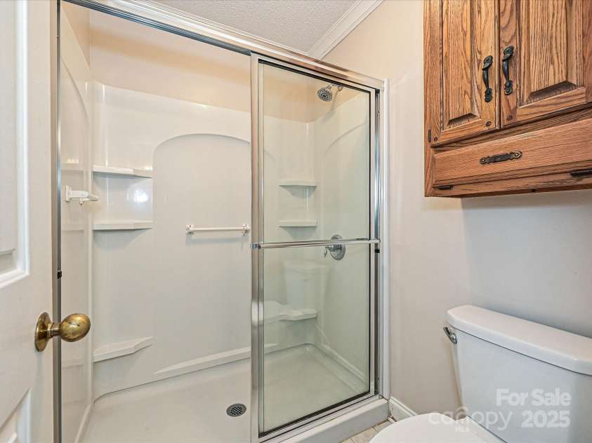 2919 Peachwood Court, Fort Mill, SC 29715.  MLS# CAR4254130, YatesRealty ID 12026. Primary Bathroom