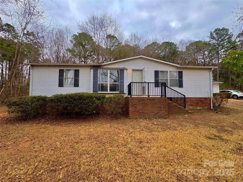 1718 Fallston Road, Shelby, NC 28150.  MLS# CAR4220990, YatesRealty ID 12027. 