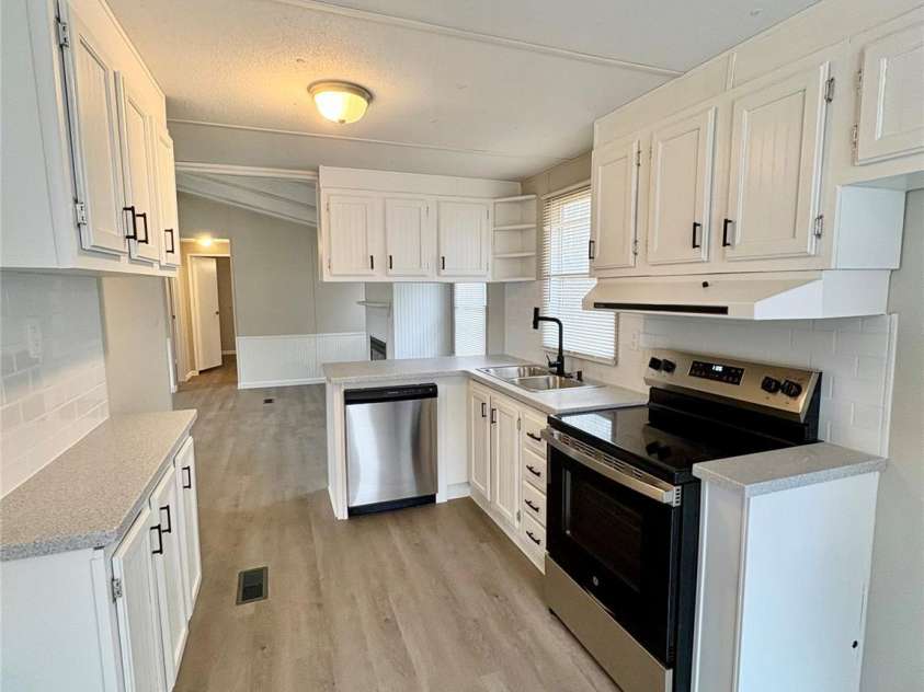 1718 Fallston Road, Shelby, NC 28150.  MLS# CAR4220990, YatesRealty ID 12027. Kitchen