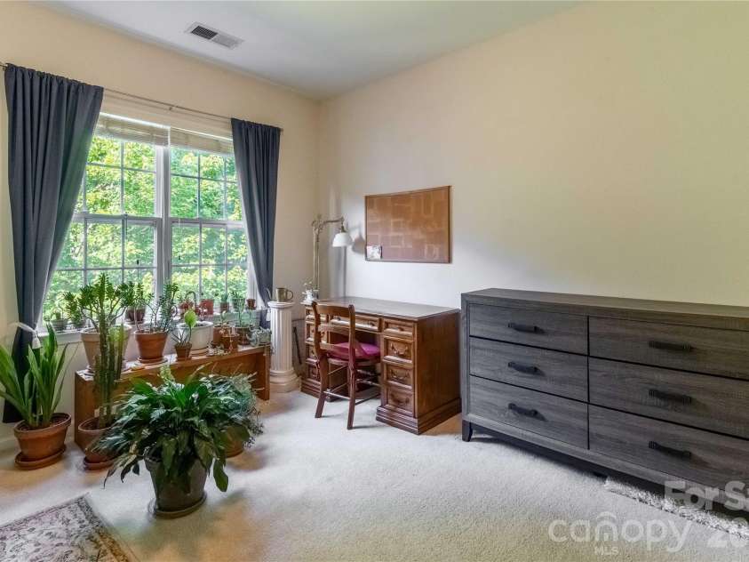 332 Appeldoorn Circle, Asheville, NC 28803.  MLS# CAR4279509, YatesRealty ID 12027. 3rd bedroom