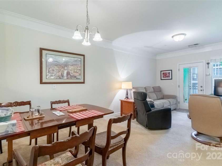 332 Appeldoorn Circle, Asheville, NC 28803.  MLS# CAR4279509, YatesRealty ID 12027. 
