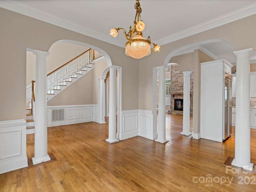 4465 3rd Street, Hickory, NC 28601.  MLS# CAR4247414, YatesRealty ID 12028. Dining Room