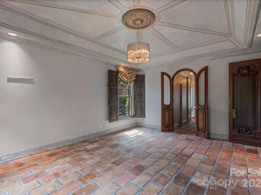 4465 3rd Street, Hickory, NC 28601.  MLS# CAR4247414, YatesRealty ID 12028. Primary Bedroom