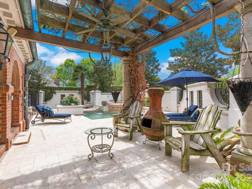 4465 3rd Street, Hickory, NC 28601.  MLS# CAR4247414, YatesRealty ID 12028. Relaxing arbor