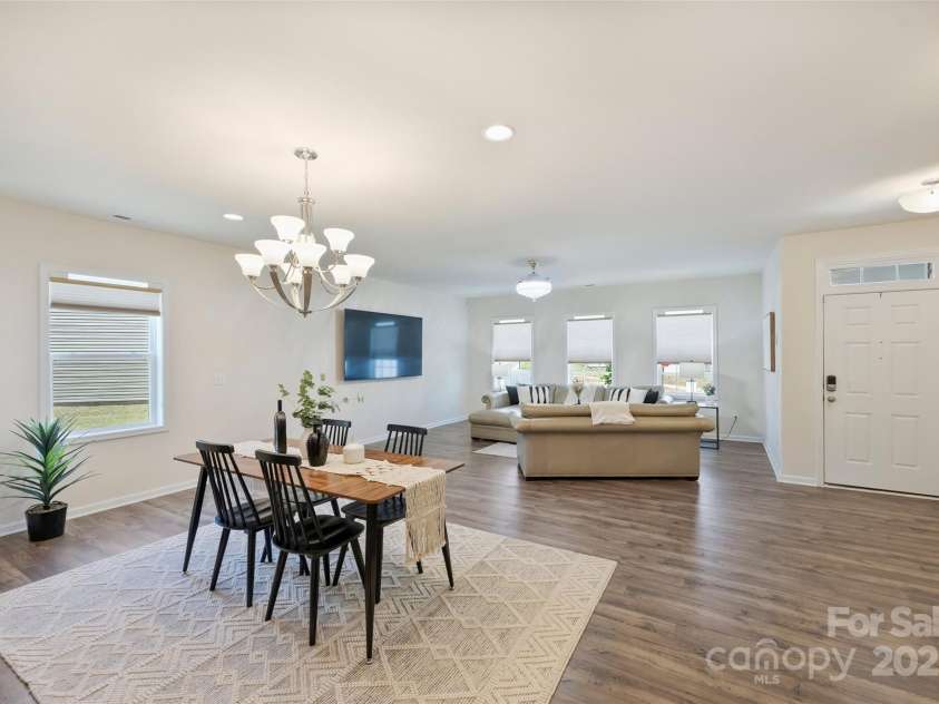 8853 Brakeman Drive, Waxhaw, NC 28173.  MLS# CAR4256779, YatesRealty ID 12029. 