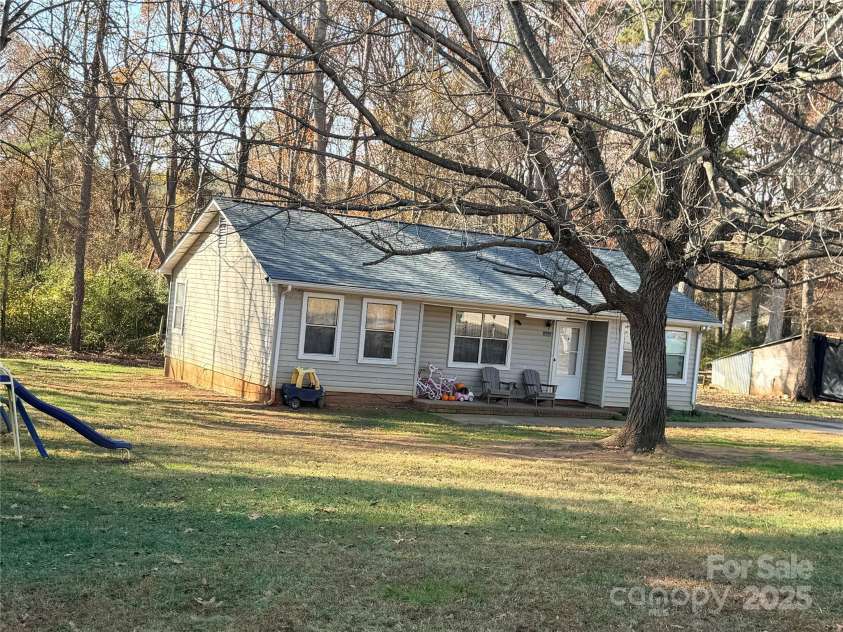 114 Cedar Drive, Salisbury, NC 28147.  MLS# CAR4322865, YatesRealty ID 1203. 