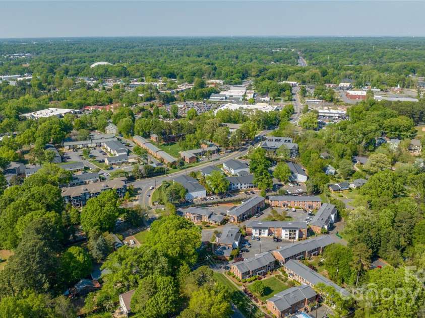 862 Mcalway Road, Charlotte, NC 28211.  MLS# CAR4256415, YatesRealty ID 12030. 