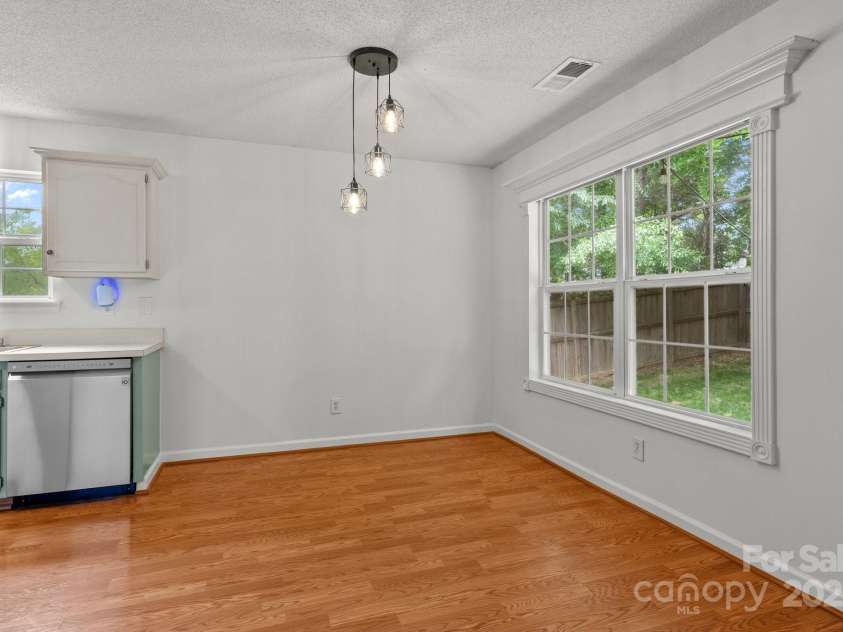 508 Long Creek Parkway, Charlotte, NC 28214.  MLS# CAR4253071, YatesRealty ID 12031. 