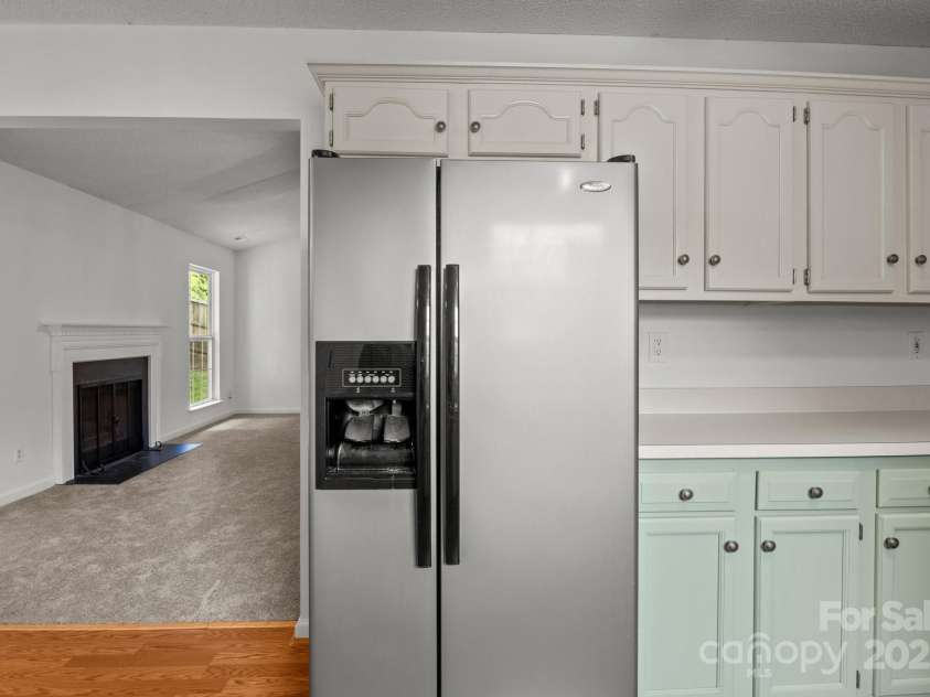 508 Long Creek Parkway, Charlotte, NC 28214.  MLS# CAR4253071, YatesRealty ID 12031. 