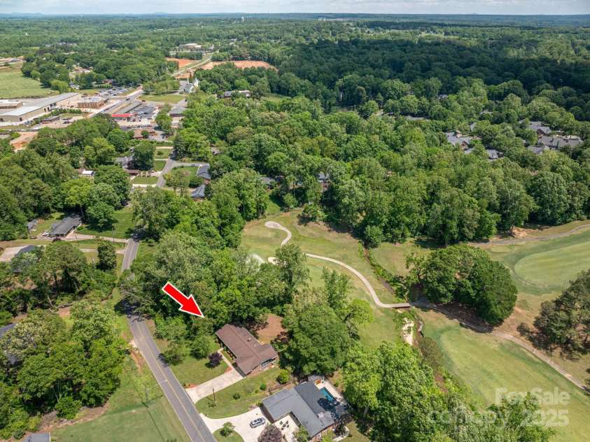 227 Country Club Circle, Shelby, NC 28150.  MLS# CAR4256011, YatesRealty ID 12032. View toward Marion Street