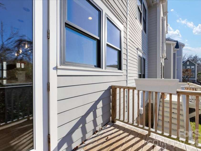 2731 Kilgo Way, Charlotte, NC 28205.  MLS# CAR4337878, YatesRealty ID 12033. 