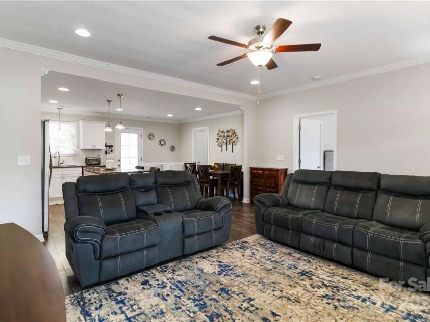 3015 Great Falls Highway, Chester, SC 29014.  MLS# CAR4253894, YatesRealty ID 12033. 