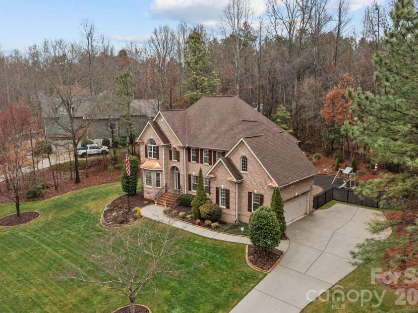 7717 Cottonwood Drive, Denver, NC 28037.  MLS# CAR4352236, YatesRealty ID 12034. 
