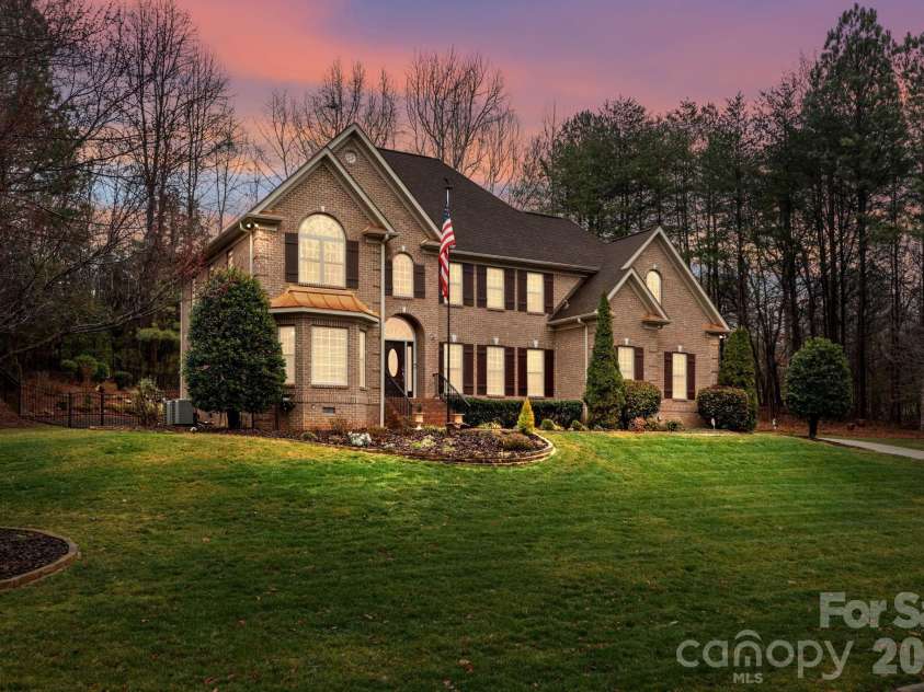7717 Cottonwood Drive, Denver, NC 28037.  MLS# CAR4352236, YatesRealty ID 12034. 