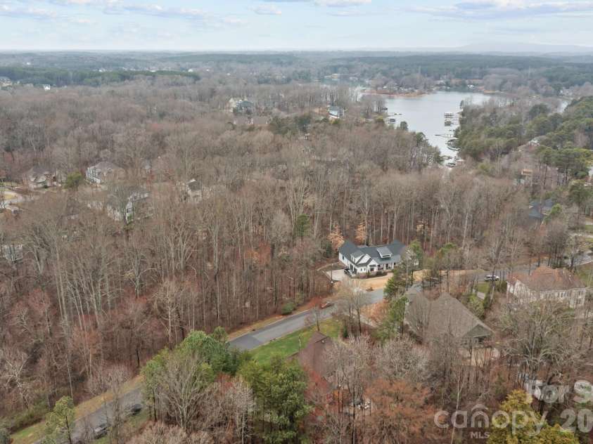 7717 Cottonwood Drive, Denver, NC 28037.  MLS# CAR4352236, YatesRealty ID 12034. 