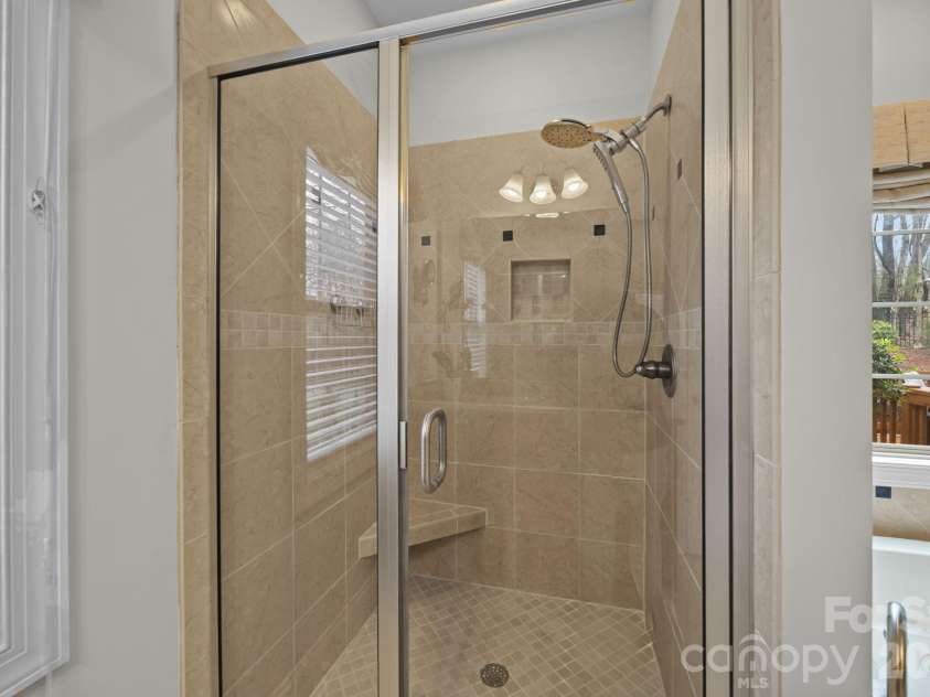 7717 Cottonwood Drive, Denver, NC 28037.  MLS# CAR4352236, YatesRealty ID 12034. Large tiled shower