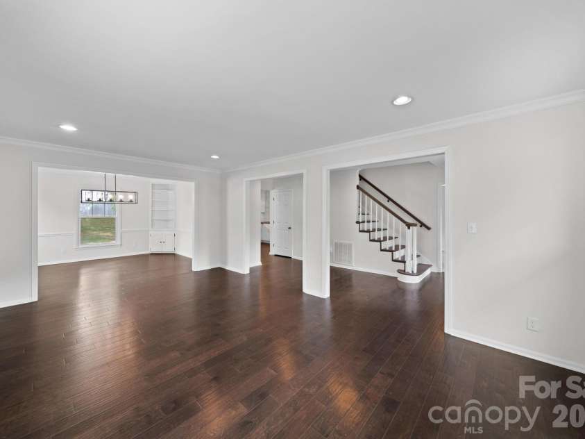 21 Bowen Drive, Belmont, NC 28012.  MLS# CAR4368303, YatesRealty ID 12038. 