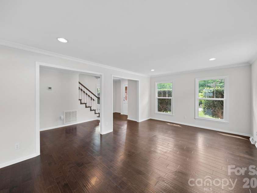 21 Bowen Drive, Belmont, NC 28012.  MLS# CAR4368303, YatesRealty ID 12038. 