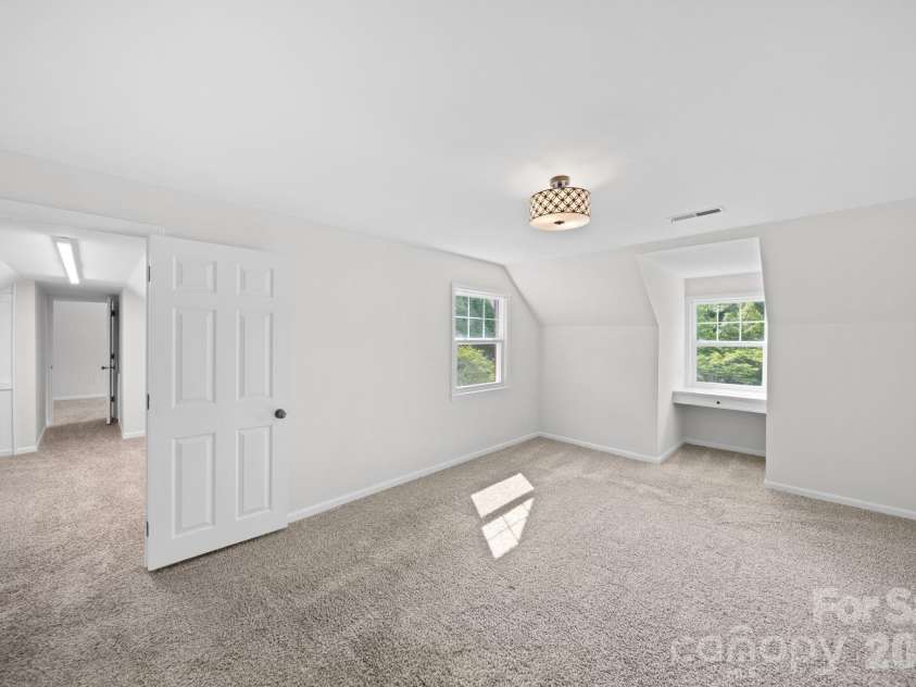 21 Bowen Drive, Belmont, NC 28012.  MLS# CAR4368303, YatesRealty ID 12038. 