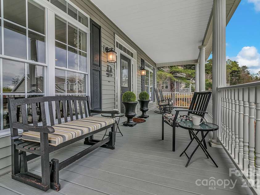 69 Cold Stream Way, Hendersonville, NC 28791.  MLS# CAR4242634, YatesRealty ID 12038. 
