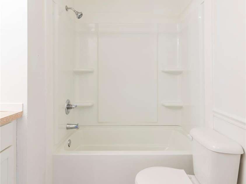 819 Rankin Avenue, Gastonia, NC 28052.  MLS# CAR4253766, YatesRealty ID 12039. 