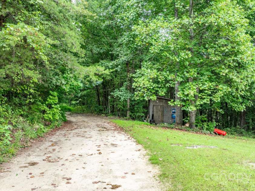 206 Rocky Top Road, Taylorsville, NC 28681.  MLS# CAR4295744, YatesRealty ID 1204. 