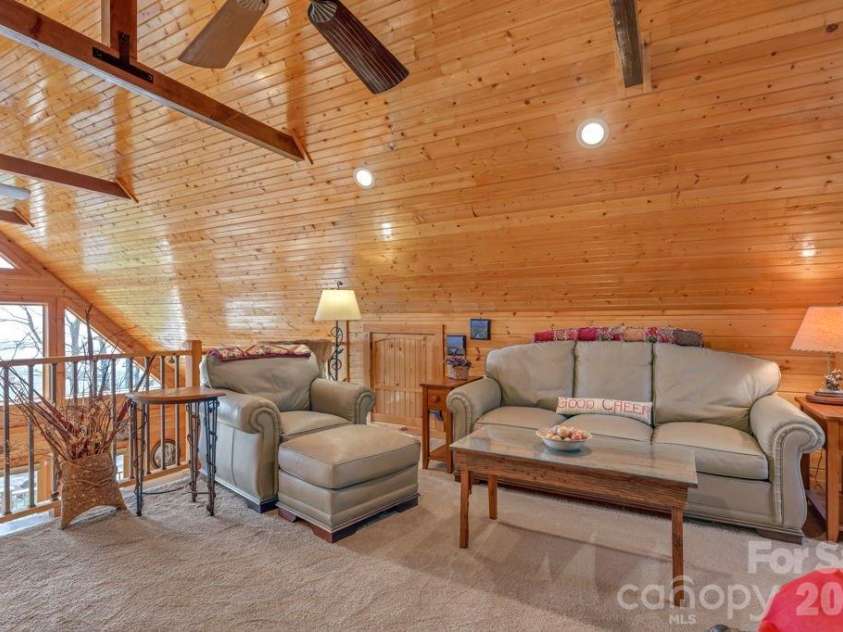 7054 Grandview Circle, Newland, NC 28657.  MLS# CAR4369276, YatesRealty ID 12040. 