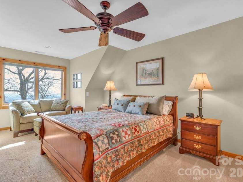 7054 Grandview Circle, Newland, NC 28657.  MLS# CAR4369276, YatesRealty ID 12040. 