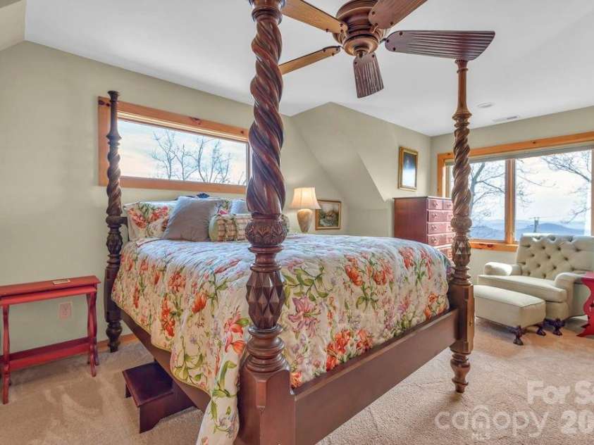 7054 Grandview Circle, Newland, NC 28657.  MLS# CAR4369276, YatesRealty ID 12040. 