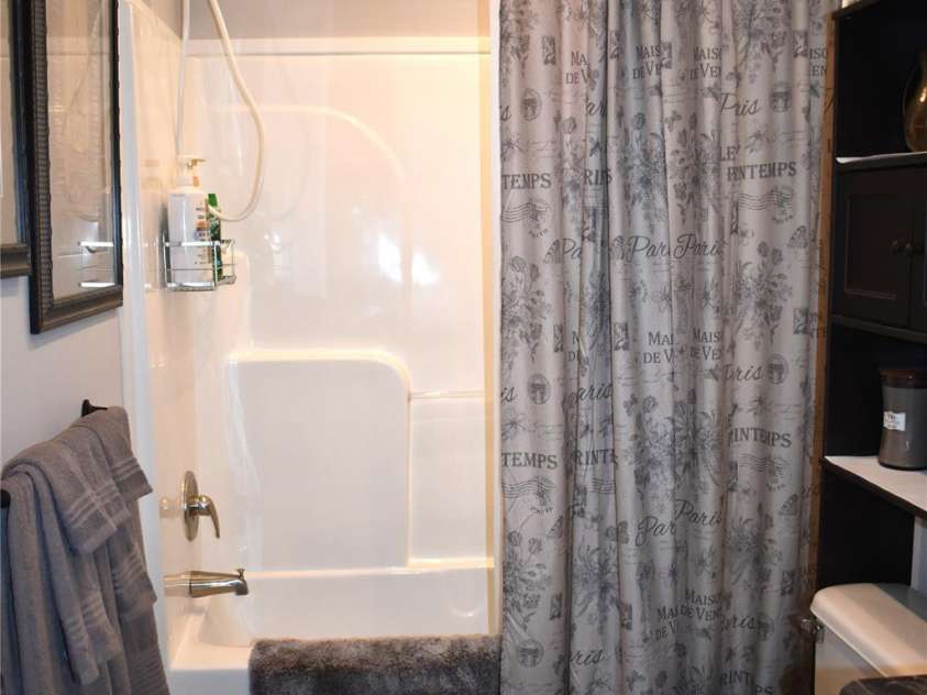 435 Forest Place, Lenoir, NC 28645.  MLS# CAR4218397, YatesRealty ID 12041. 