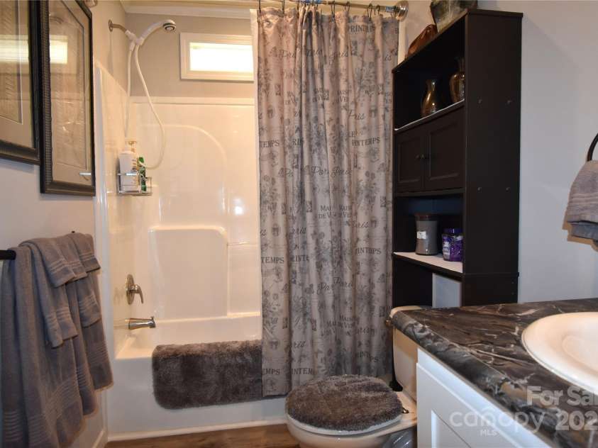 435 Forest Place, Lenoir, NC 28645.  MLS# CAR4218397, YatesRealty ID 12041. 