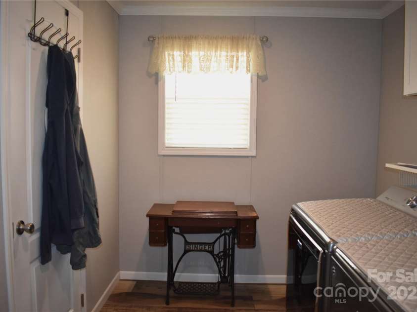 435 Forest Place, Lenoir, NC 28645.  MLS# CAR4218397, YatesRealty ID 12041. 