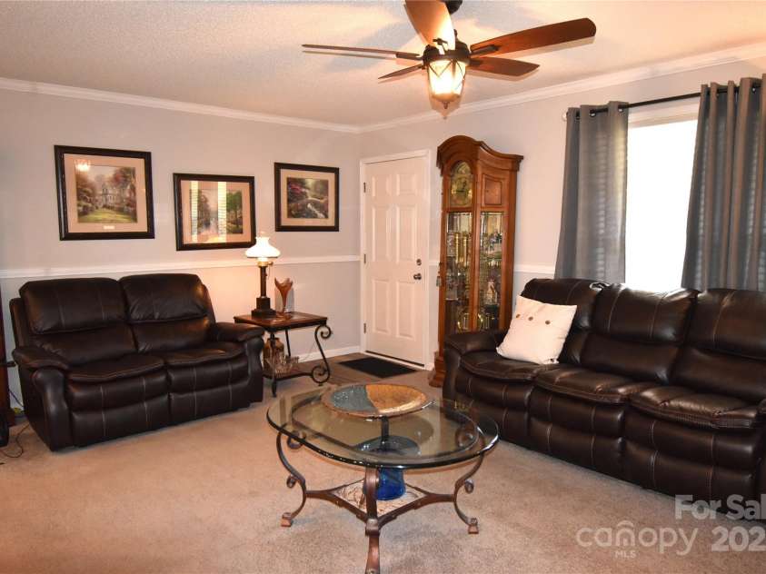 435 Forest Place, Lenoir, NC 28645.  MLS# CAR4218397, YatesRealty ID 12041. 