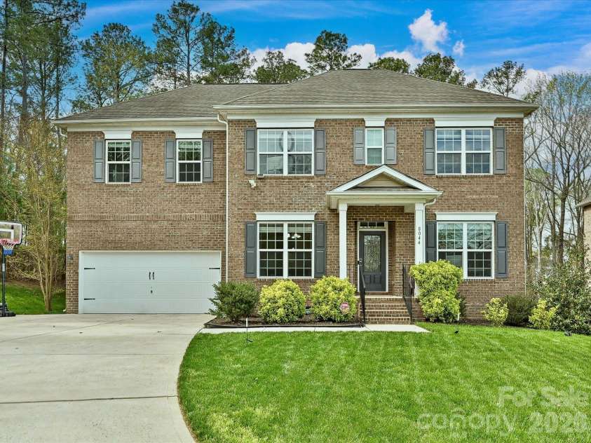 8044 Frances Haven Drive, Harrisburg, NC 28075.  MLS# CAR4359686, YatesRealty ID 12041. 