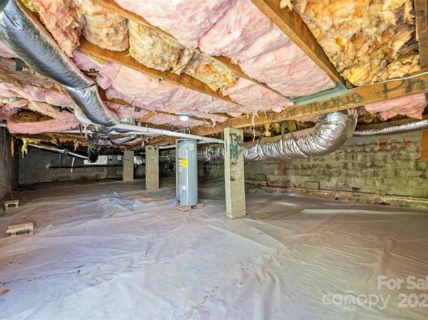 236 D Mathis Drive, Rutherfordton, NC 28139.  MLS# CAR4250820, YatesRealty ID 12042. 