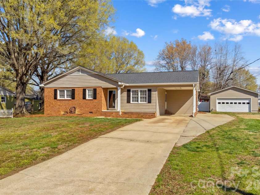 408 Sides Street, Rockwell, NC 28138.  MLS# CAR4357665, YatesRealty ID 12042. 