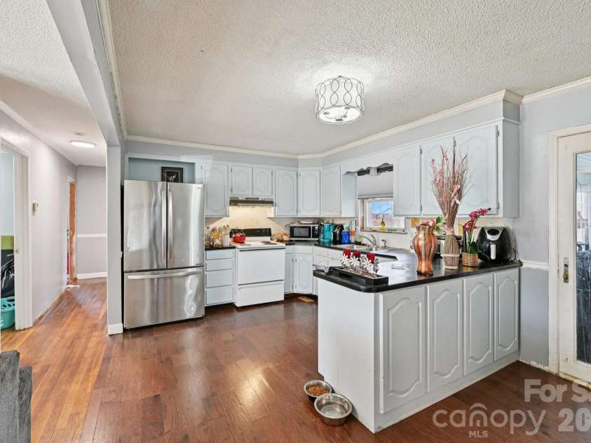 5075 Lewis Road, Gastonia, NC 28052.  MLS# CAR4347750, YatesRealty ID 12043. 