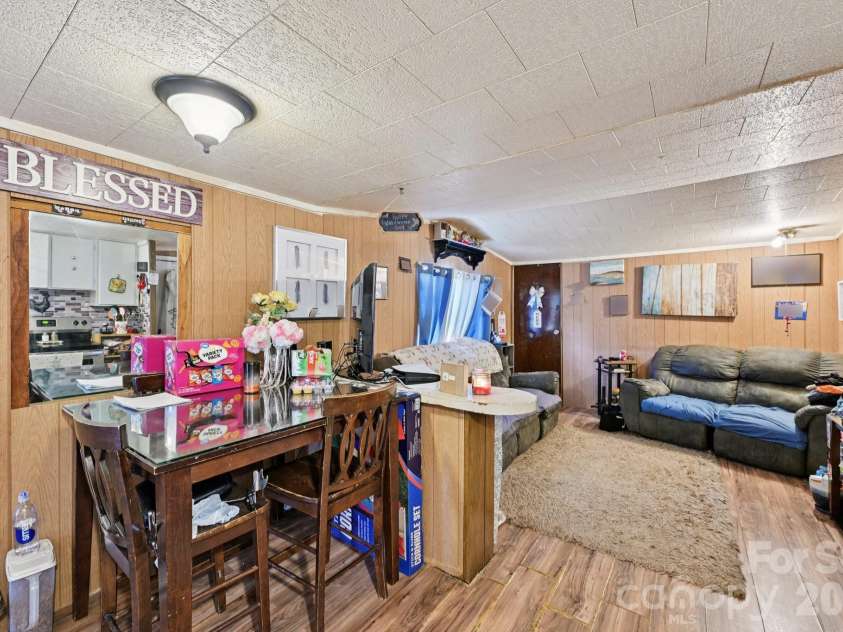 5075 Lewis Road, Gastonia, NC 28052.  MLS# CAR4347750, YatesRealty ID 12043. 