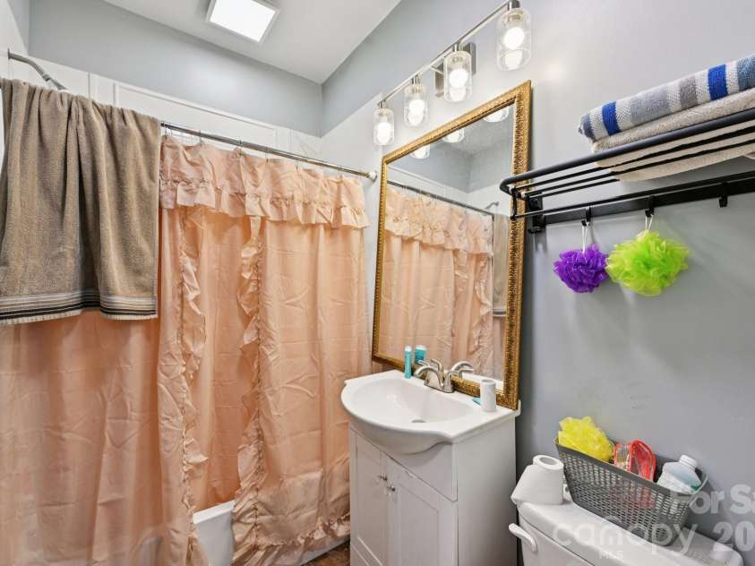5075 Lewis Road, Gastonia, NC 28052.  MLS# CAR4347750, YatesRealty ID 12043. 