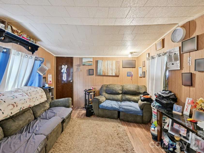 5075 Lewis Road, Gastonia, NC 28052.  MLS# CAR4347750, YatesRealty ID 12043. 