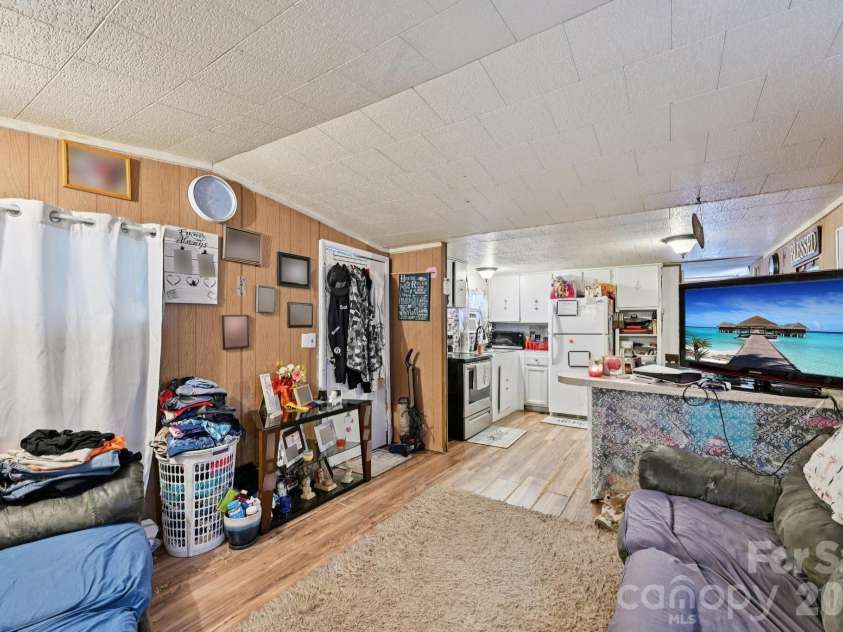 5075 Lewis Road, Gastonia, NC 28052.  MLS# CAR4347750, YatesRealty ID 12043. 