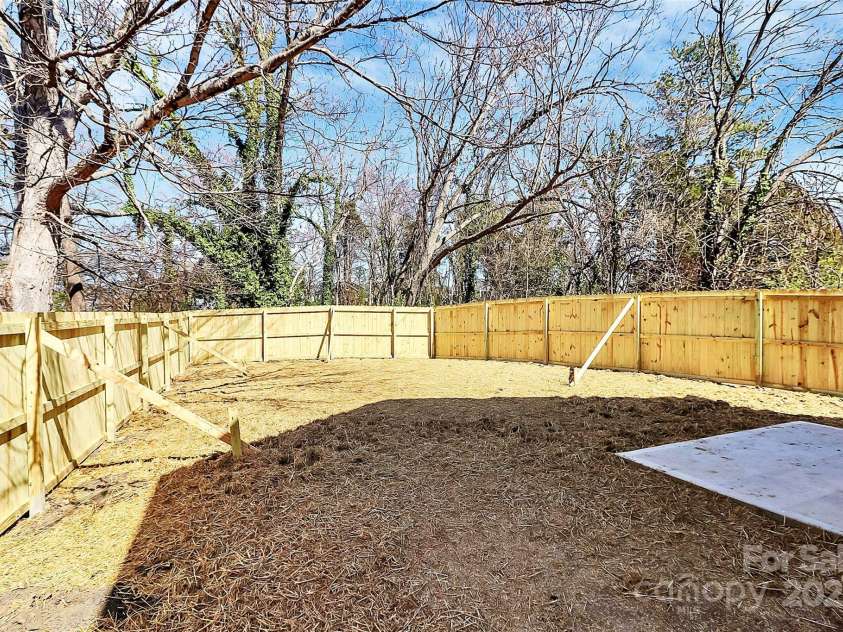 624 Kerr Street, Salisbury, NC 28144.  MLS# CAR4251414, YatesRealty ID 12043. 