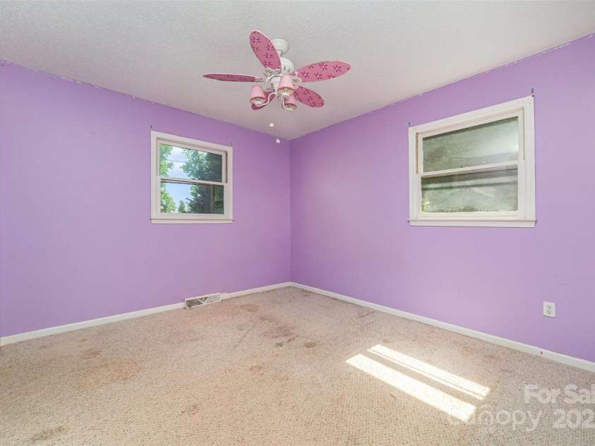 154 Seven Oaks Lane, Statesville, NC 28677.  MLS# CAR4253333, YatesRealty ID 12045. Guest bed 2
