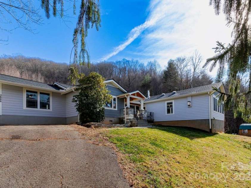2888 Beaverdam Road, Canton, NC 28716.  MLS# CAR4328967, YatesRealty ID 12045. 