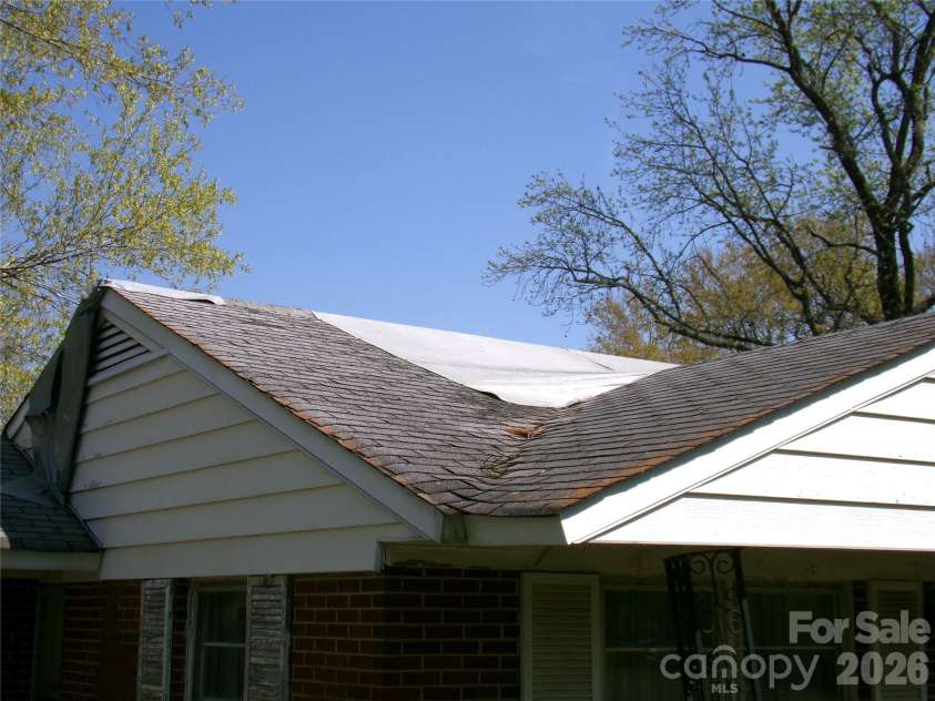1317 Ross Drive, Albemarle, NC 28001.  MLS# CAR4362624, YatesRealty ID 12047. 